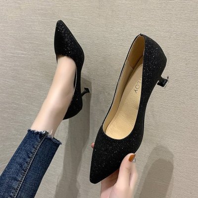 Niche nude color shallow mouth pointed toe shoes