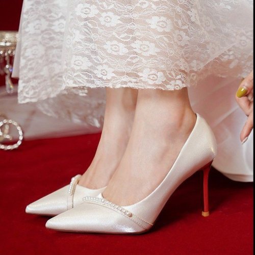 shoes bridesmaid shoes high heels mid heel pumps
