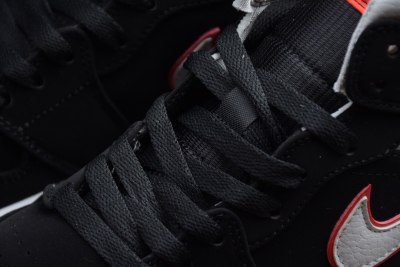 Jordan 1 Mid Black Particle Grey Gym Red 554724-060