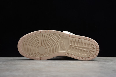 Air Jordan 1 Zoom CMFT “Pearl White”  CT0979 107