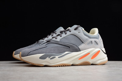 adidas Yeezy Boost 700 Magnet FV9922