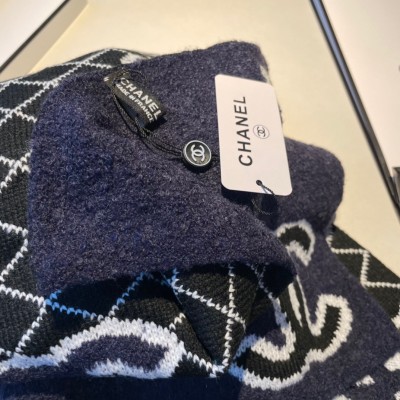 Chanel scarf (Buy 3 pairs of shoes and get a free scarf)