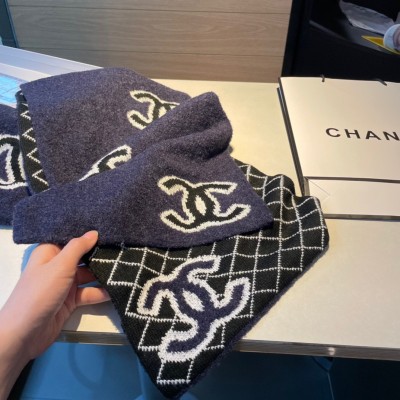 Chanel scarf (Buy 3 pairs of shoes and get a free scarf)