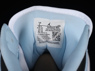 Jordan 1 Mid Ice Blue (GS) 555112-401