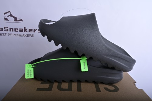 adidas Yeezy Slide Onyx HQ6448