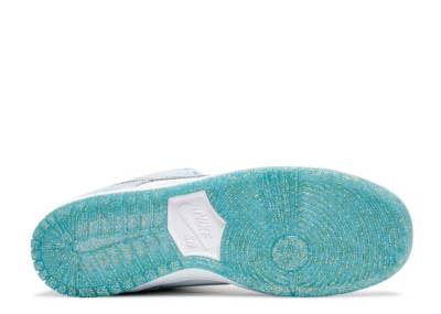 SEAN CLIVER X DUNK LOW SB 'HOLIDAY SPECIAL' DC9936-100