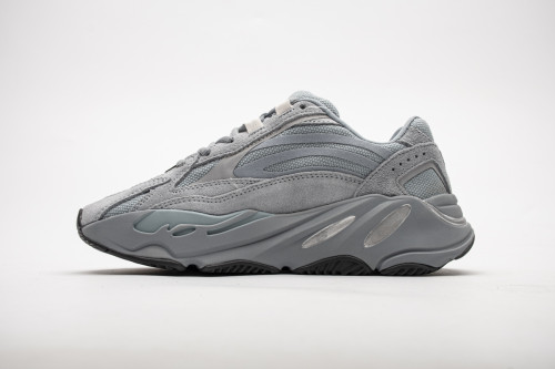 YEEZY BOOST 700 V2 'HOSPITAL BLUE'  FV8424