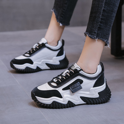 Father's shoes Women's black and white 2022 spring and autumn new Korean muffin thick soled lace up student fried street show sole casual sports shoes