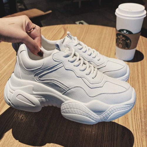 Batch low price walking sports shoes, women's pure white, spring and summer 2020, new thick soled lace up, daddy shoes, women's casual white shoes, women's
