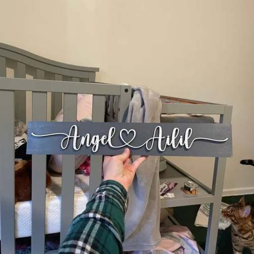 Custom Couple Name Sign – Personalized Wooden Pallet Sign with Heart for Wedding, Anniversary & Gifts