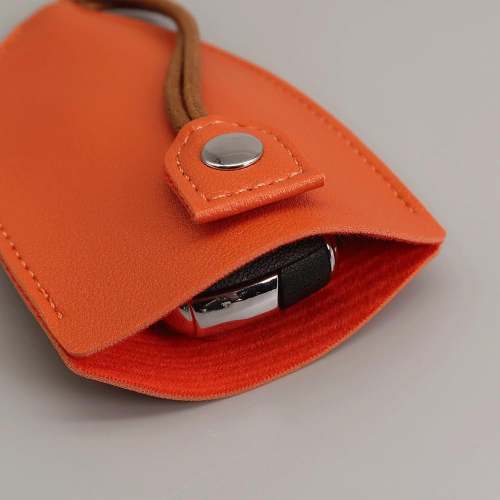 Compact Pull-Out Key Case Holder - Secure & Stylish Key Organizer