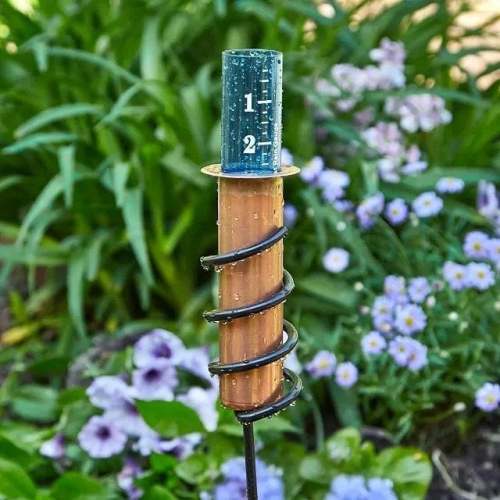 Copper Rain Gauge - Elegant and Accurate Rain Measurement
