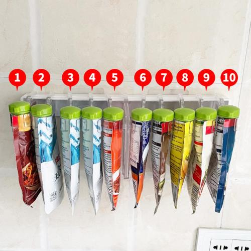 Wall-Mounted Spice Bag Holder - Convenient Storage for Easy Access