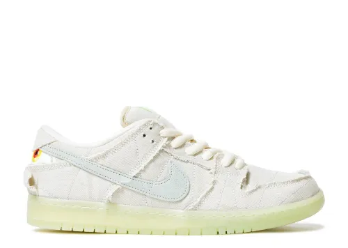 DUNK LOW SB 'MUMMY' DM0774-111