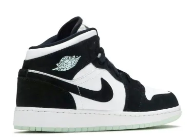 AIR JORDAN 1 MID SE GS 'GLOW IN THE DARK PANDA' BQ6931-103