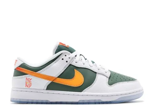 DUNK LOW 'NY VS NY' DN2489-300