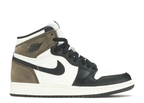 AIR JORDAN 1 RETRO HIGH OG GS 'DARK MOCHA' 575441-105