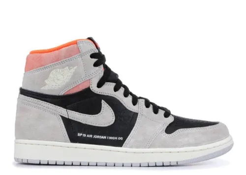 AIR JORDAN 1 RETRO HIGH OG 'NEUTRAL GREY  555088-018