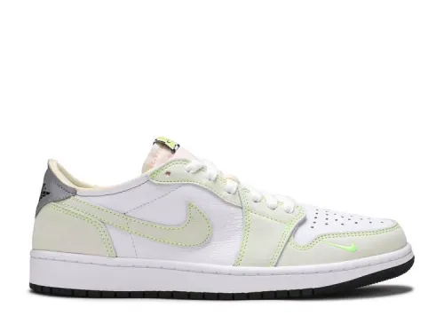 AIR JORDAN 1 LOW OG 'GHOST GREEN' DM7837-103