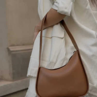 Niche Design Women Asymmetric Solid Color Underarm Bag Small Shoulder Bags Fashionable Versatile Ladies Zipper Leather Handbag