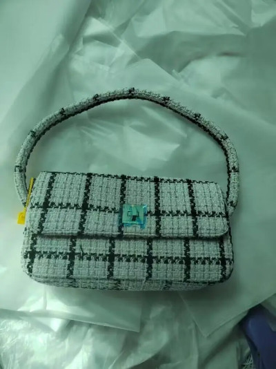 2 Colors Women Houndstooth Shoulder Bag Letter Print Fashion 2023 New Ladies Retro Spliced Handbag