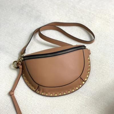 Brown Or Black Women Cowhide Saddle Bag Rivet Decoration Adjustable Shoulder Strap Fashion Ladies Shoulder Bag Zipper Handbag