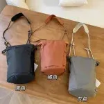 2023 New Women Fashion Bucket Bag Simple Drawstring Solid Color Messenger Bag Ladies Bag