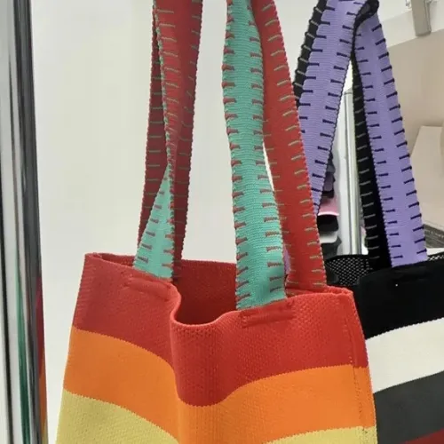 New Ladies Logo Collage Woven Bag Color Collision Stripe Retro Fashion Women Sweet Handbag Personalized Shopping Bags