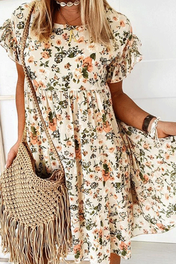 Casual Sweet Floral Split Joint Flounce O Neck A Line Dresses