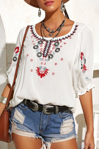 Casual Embroidery Split Joint O Neck T-Shirts