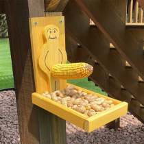 Funny Wooden Squirrel Feeder