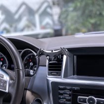 Alloy Material Bat Car Phone Holder