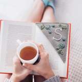 Bloomy Line - Personalized Hand Embroidered Corner Bookmark