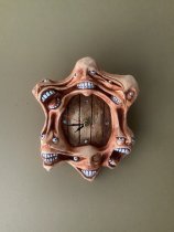 6 headed wall hanging clock