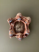 6 headed wall hanging clock