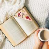 Bloomy Line - Personalized Hand Embroidered Corner Bookmark