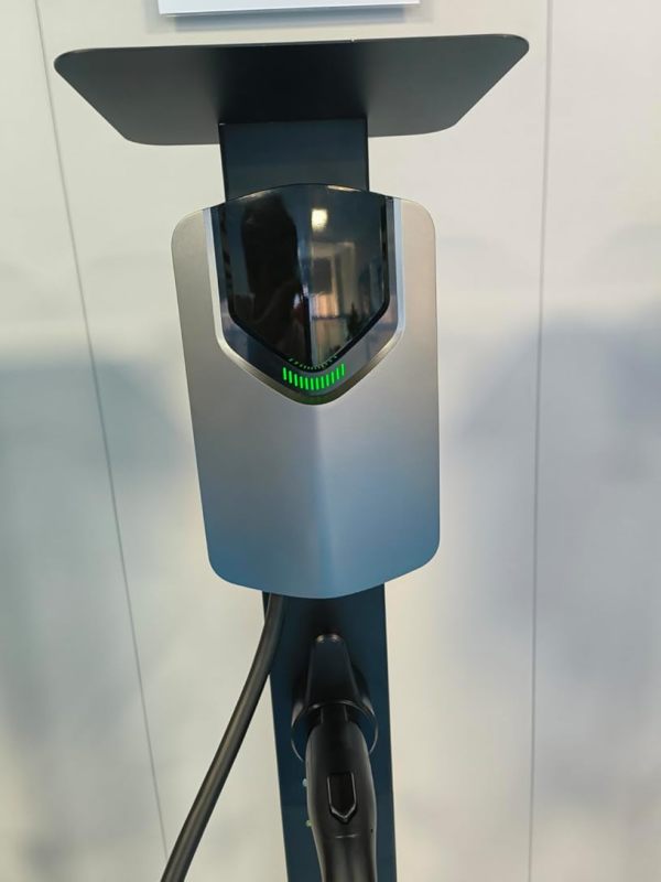 Electric Vehicle (EV) Charger, Outdoor Charging Station, Home Electric Vehicle Charging Station, with Level 2, Wi-Fi and Bluetooth Enabled EVSE, 25-Foot Cable,Hardwired