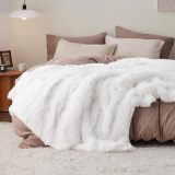 Soft White Faux Fur Blanket - Fluffy, Shaggy Sherpa, King Size Decorative Gift, 108x90 Inches, 640 GSM