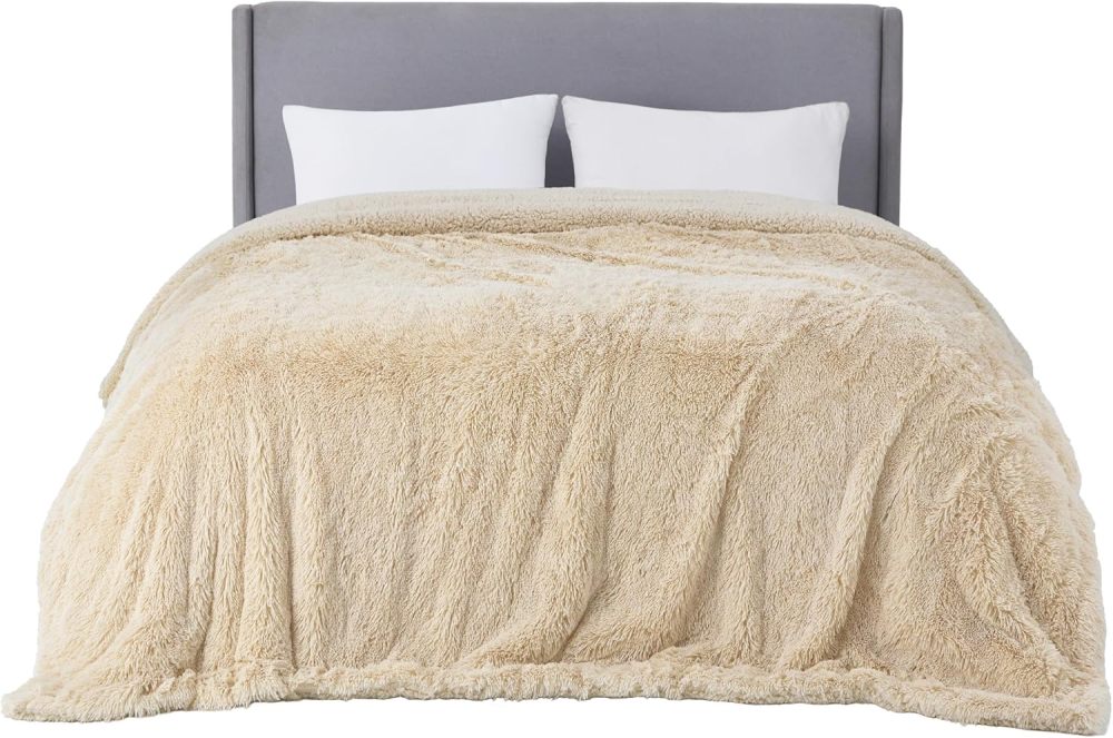 Fuzzy Faux Fur King Blanket - Soft, Fluffy, Plush Sherpa Fleece, 108x90 Inches, 640 GSM