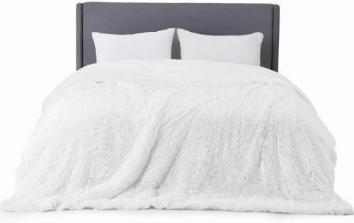 Soft White Faux Fur Blanket - Fluffy, Shaggy Sherpa, King Size Decorative Gift, 108x90 Inches, 640 GSM