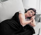 Bedding Fleece Blanket King Size Black 300GSM Luxury Bed Blanket Anti-Static Fuzzy Soft Blanket Microfiber (90x102 Inches)