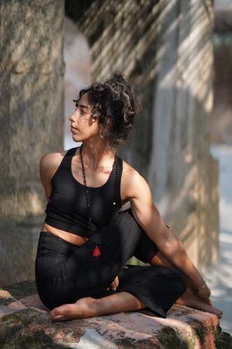Aero Bra Top Midnight Black