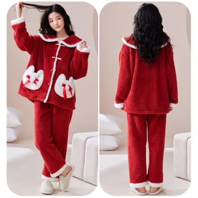 Vintage Buckle Pocketed Lapel Plush Pajamas Set
