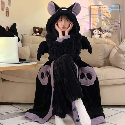 【50% OFF】Cartoon Bat Plush Hooded Pajamas Set