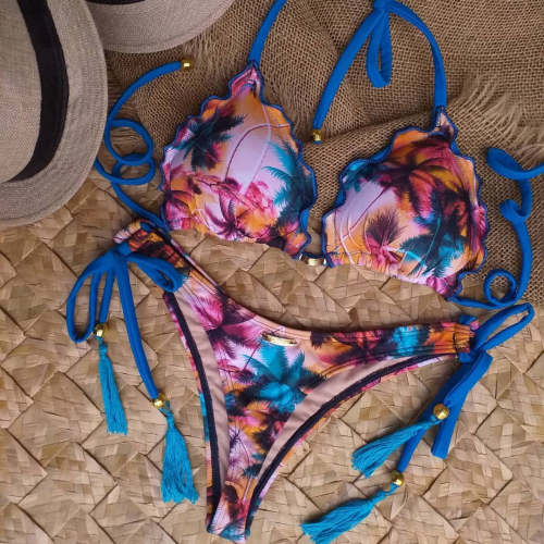 Fashionable Hawaiian style two-piece suspender sexy bikini