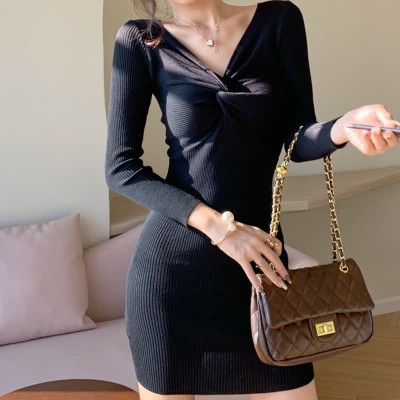 Pure Color V-neck Slim Knit Sweater Dress