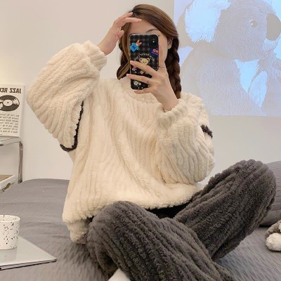Colorblock Round Collar Plush Pajamas Set