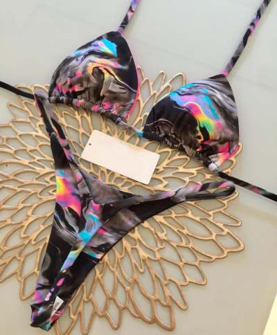 Fashionable resort style suspender bikini