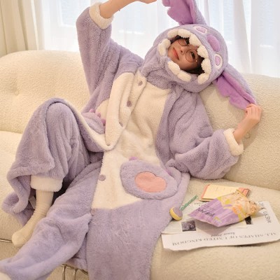 【50% OFF】Cartoon Plush Loose Hooded Pajamas Set