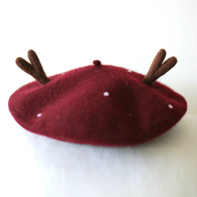 Red Antler Snowflake Beret Hat
